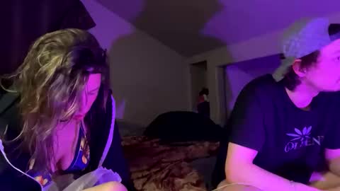 Snapshot of bigkitties69 chatting on 11.19.25 Bigkitties online show from 11.19.25