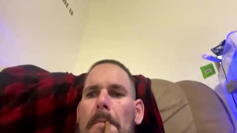 Snapshot of bigkurt92 chatting on 02.28.25 bigkurt92 online show from 02.28.25