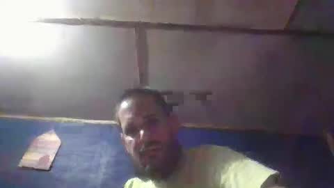 Snapshot of bigkurt92 chatting on 11.25.25 bigkurt92 online show from 11.25.25