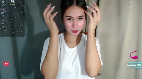 Snapshot of bigloadxsasha chatting on 04.12.26 sasha swan online show from 04.12.26