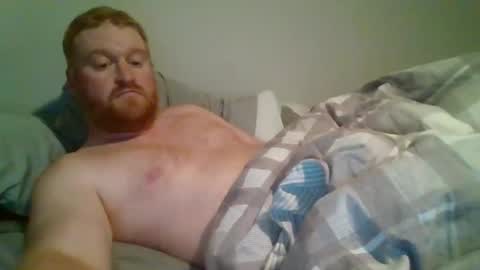 Snapshot of bigred92899 chatting on 04.30.26 bigred92899 online show from 04.30.26