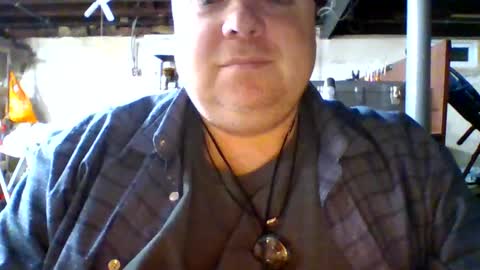 Snapshot of bigred_nyc chatting on 10.17.25 Big Red online show from 10.17.25