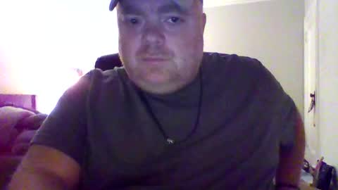 Snapshot of bigred_nyc chatting on 10.30.25 Big Red online show from 10.30.25