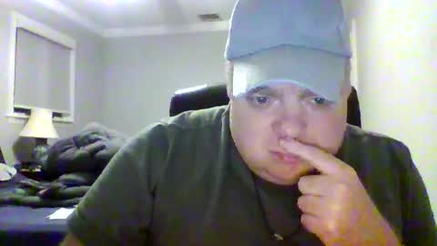 Snapshot of bigred_nyc chatting on 11.16.25 Big Red online show from 11.16.25