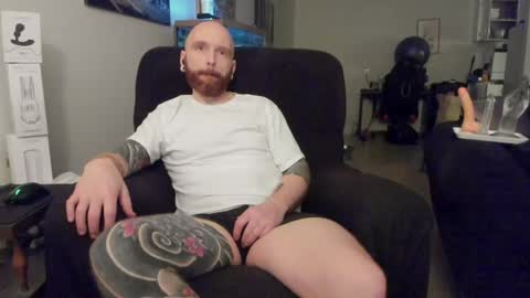 Snapshot of bigseanxoxo chatting on 01.01.25 Sean pronounced Shon online show from 01.01.25