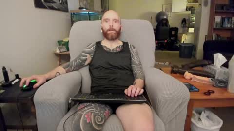 Snapshot of bigseanxoxo chatting on 04.11.26 Sean pronounced Shon online show from 04.11.26