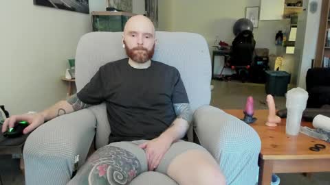 Snapshot of bigseanxoxo chatting on 04.16.26 Sean pronounced Shon online show from 04.16.26