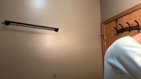 Snapshot of bigskinnyboyshh chatting on 02.24.26 bigskinnyboyshh online show from 02.24.26