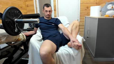 Snapshot of bigsshark chatting on 12.12.24 bigsshark online show from 12.12.24