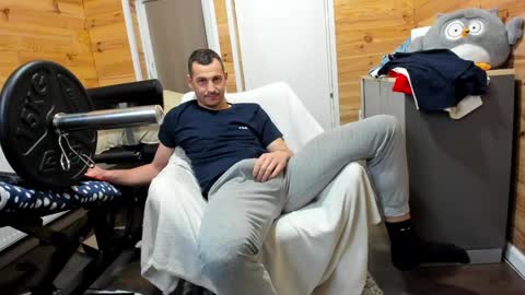 Snapshot of bigsshark chatting on 01.15.25 bigsshark online show from 01.15.25