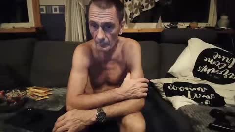 Snapshot of bigswe1 chatting on 01.08.25 bigswe1 online show from 01.08.25