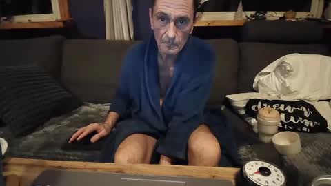 Snapshot of bigswe1 chatting on 01.17.25 bigswe1 online show from 01.17.25