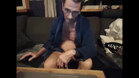 Snapshot of bigswe1 chatting on 01.21.25 bigswe1 online show from 01.21.25