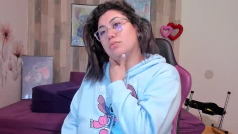  Nubia  online show from 10.22.25