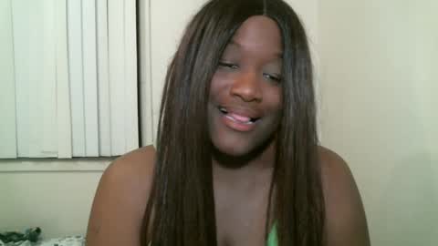 Snapshot of bigtitscassie chatting on 01.18.25 Bigtitscassie online show from 01.18.25