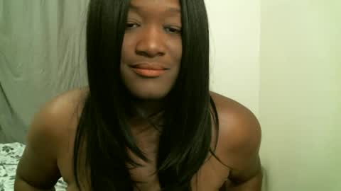 Snapshot of bigtitscassie chatting on 05.11.26 Bigtitscassie online show from 05.11.26