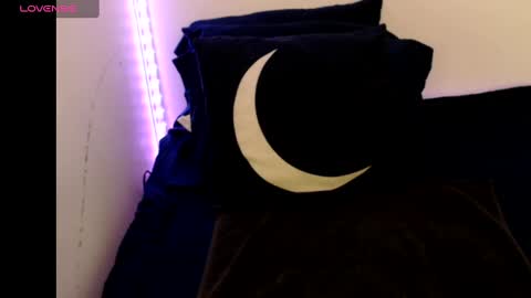 Nichole lights online show from 02.16.25