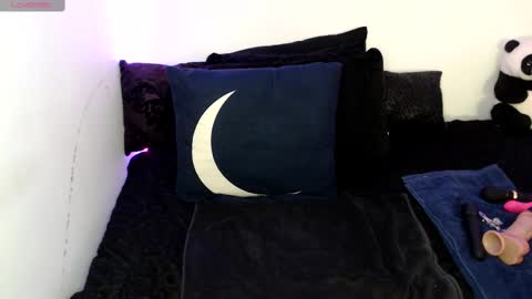 Nichole lights online show from 09.15.25