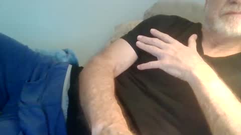 Snapshot of bigwebone chatting on 12.10.24 Bigwebone online show from 12.10.24