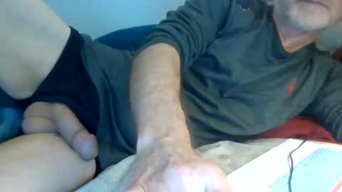 Snapshot of bigwebone chatting on 12.28.24 Bigwebone online show from 12.28.24