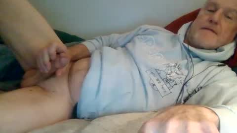 Snapshot of bigwebone chatting on 01.11.25 Bigwebone online show from 01.11.25