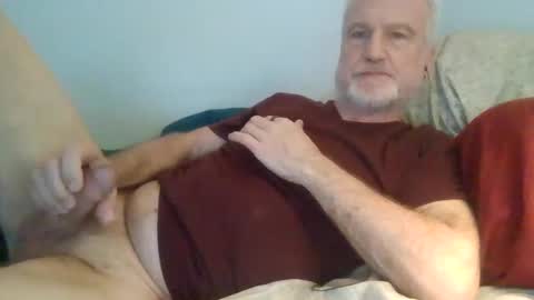 Snapshot of bigwebone chatting on 02.08.25 Bigwebone online show from 02.08.25