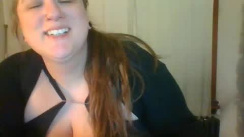 Lady of the WHEEL online show from 02.04.25