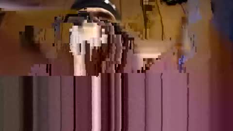 Snapshot of bigwytecock1979 chatting on 10.29.25 bigwytecock1979 online show from 10.29.25