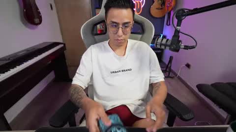 bigxboy96 online show from 02.25.25