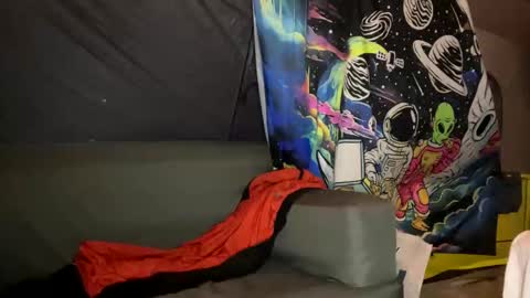 Snapshot of bigxredlive chatting on 10.21.25 bigxredlive online show from 10.21.25