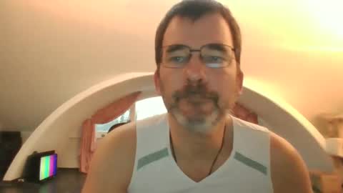 Snapshot of bikertom1988 chatting on 12.14.24 bikertom1988 online show from 12.14.24