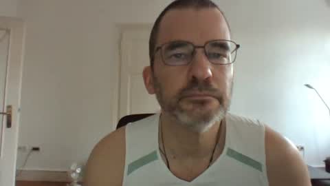 Snapshot of bikertom1988 chatting on 02.23.25 bikertom1988 online show from 02.23.25