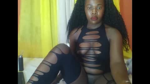 Snapshot of bilion_ass chatting on 01.20.25 TREZAH online show from 01.20.25