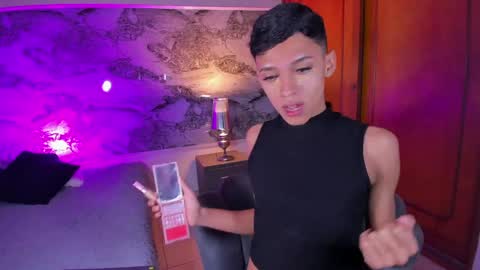 Sam online show from 04.17.26