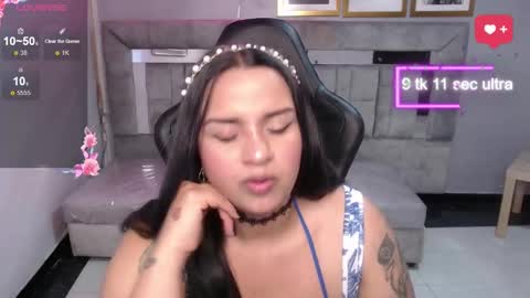 Live 1000pm 600am COLOMBIAN HOUR online show from 09.21.25