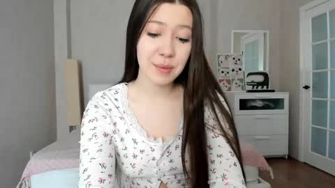 Snapshot of bina_mima chatting on 04.18.26 bina_mima online show from 04.18.26