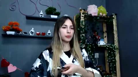 Snapshot of binalina chatting on 10.11.25 binalina online show from 10.11.25