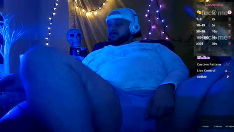 Snapshot of binkanator33 chatting on 05.18.26 johnnydepth333 online show from 05.18.26