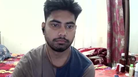 Snapshot of birbikrom104 chatting on 05.13.26 birbikrom104 online show from 05.13.26