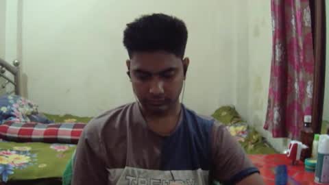 Snapshot of birbikrom104 chatting on 05.21.26 birbikrom104 online show from 05.21.26