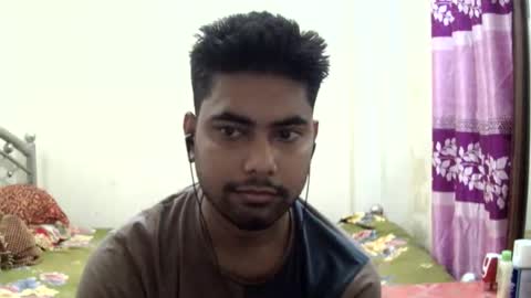 Snapshot of birbikrom104 chatting on 05.29.26 birbikrom104 online show from 05.29.26