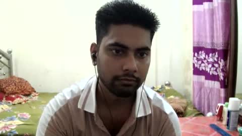 Snapshot of birbikrom104 chatting on 05.31.26 birbikrom104 online show from 05.31.26