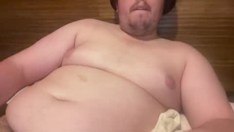 Snapshot of bisexualchubbyboy chatting on 05.21.26 james online show from 05.21.26