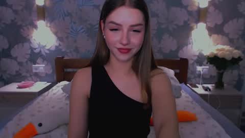 Snapshot of bitter__peach chatting on 04.27.26 Margo online show from 04.27.26