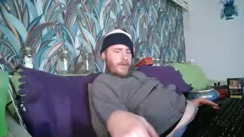 bizoukey15 online show from 10.31.25