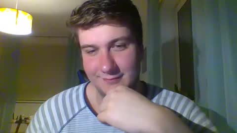 Snapshot of bjguyhugecock chatting on 04.10.26 bjguyhugecock online show from 04.10.26