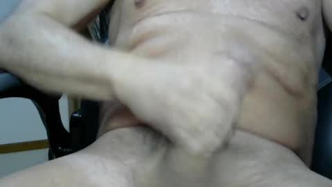 Snapshot of bkzman8 chatting on 02.26.25 bkzman8 online show from 02.26.25