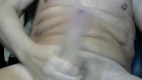 Snapshot of bkzman8 chatting on 10.27.25 bkzman8 online show from 10.27.25