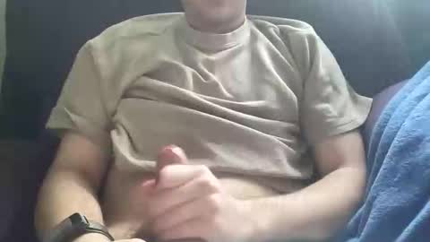 Snapshot of bl692005 chatting on 05.17.26 bl692005 online show from 05.17.26