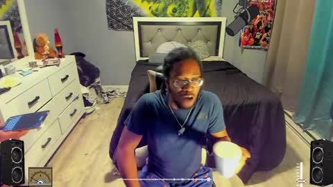 Snapshot of blaccanalmatters chatting on 01.08.25 Plant Base Streamers From Pennsylvania online show from 01.08.25